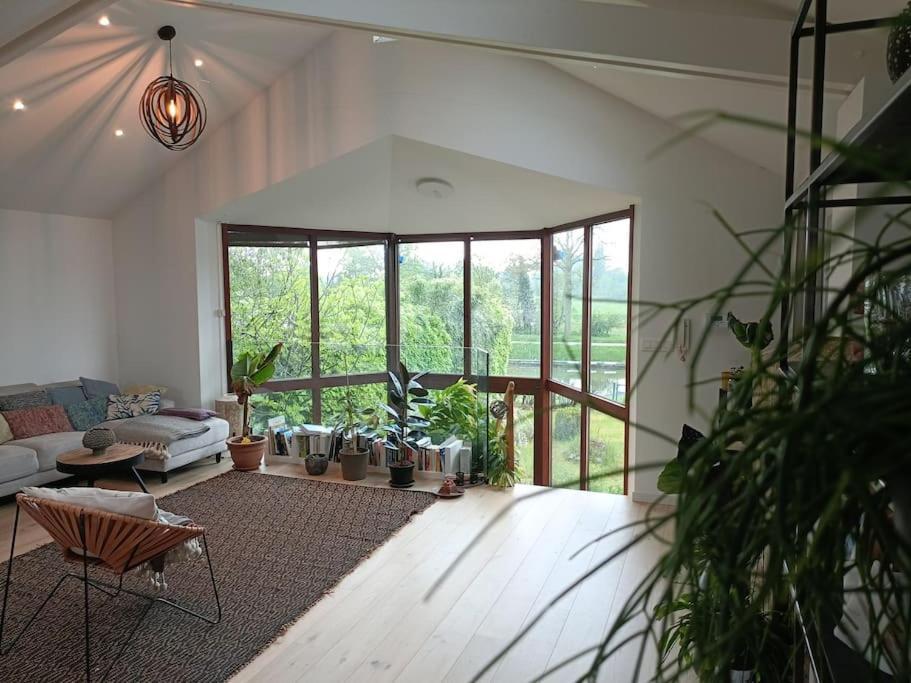 Ferienhaus 100% Vacation Feeling By The Waterside: Pian'eau