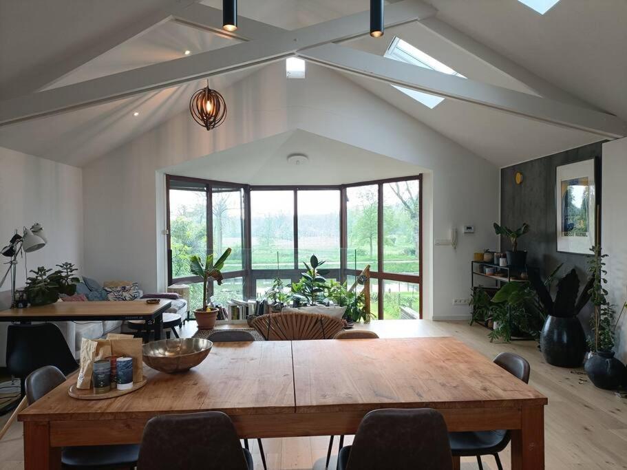 100% Vacation Feeling By The Waterside: Pian'eau Ferienhaus