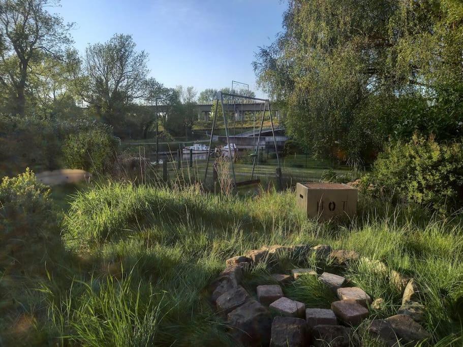 100% Vacation Feeling By The Waterside: Pian'eau Ferienhaus